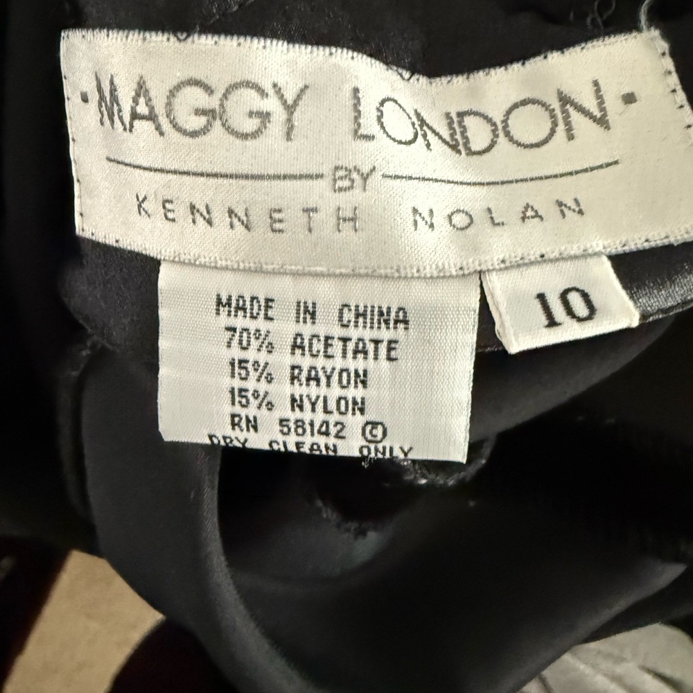 Maggy London Black Sheath Maxi Dress for Cocktail - Picture 7 of 7